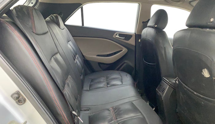 2019 Hyundai Elite i20 SPORTZ PLUS 1.2, Petrol, Manual, 77,442 km, Right Side Rear Door Cabin