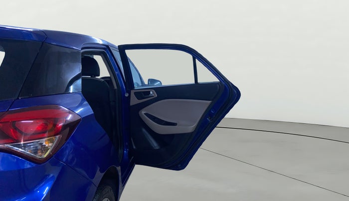 2016 Hyundai Elite i20 ASTA 1.4 CRDI (O), Diesel, Manual, 1,32,949 km, RHS Rear Door