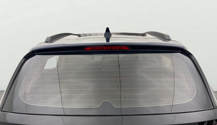 2021 Hyundai NEW I20 SPORTZ 1.2 AT, Petrol, Automatic, 34,660 km, Rear Windshield