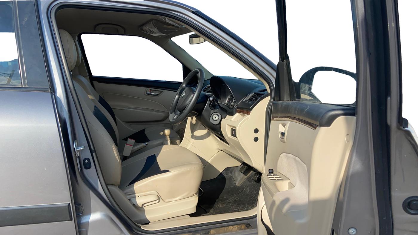2014 Maruti Swift Dzire VXI, Petrol, Manual, 40,992 km, Right Side Front Door Cabin