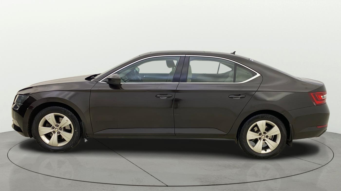 2018 Skoda Superb STYLE 1.8 TSI AT, Petrol, Automatic, 77,473 km, Left Side
