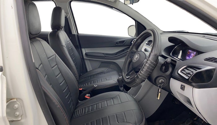 2023 Tata Tiago XT (O) PETROL, CNG, Manual, 44,923 km, Right Side Front Door Cabin