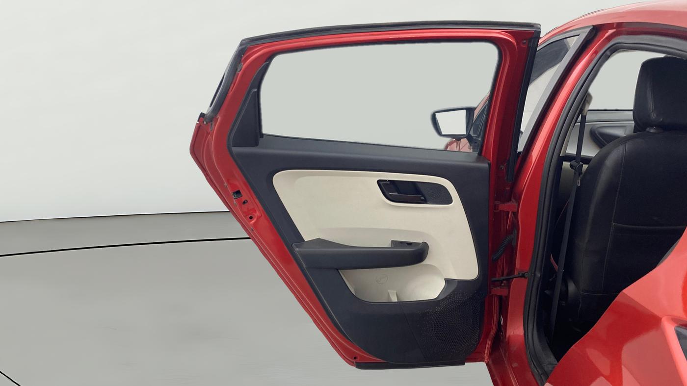 2021 Tata ALTROZ XM PETROL, Petrol, Manual, 53,015 km, LHS Rear Door