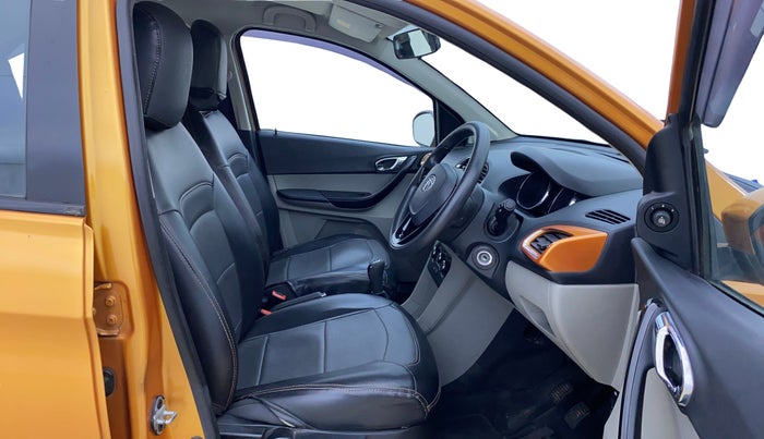 2018 Tata Tiago XZ PETROL, Petrol, Manual, 35,336 km, Right Side Front Door Cabin