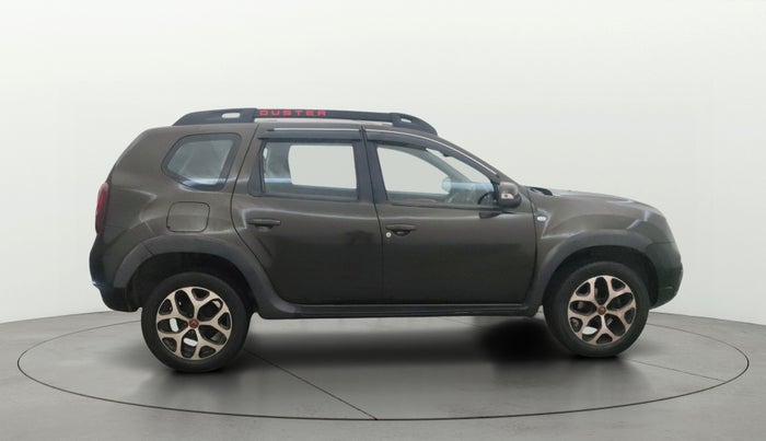 2021 Renault Duster RXS 1.3 TURBO PETROL MT, Petrol, Manual, 25,708 km, Right Side View