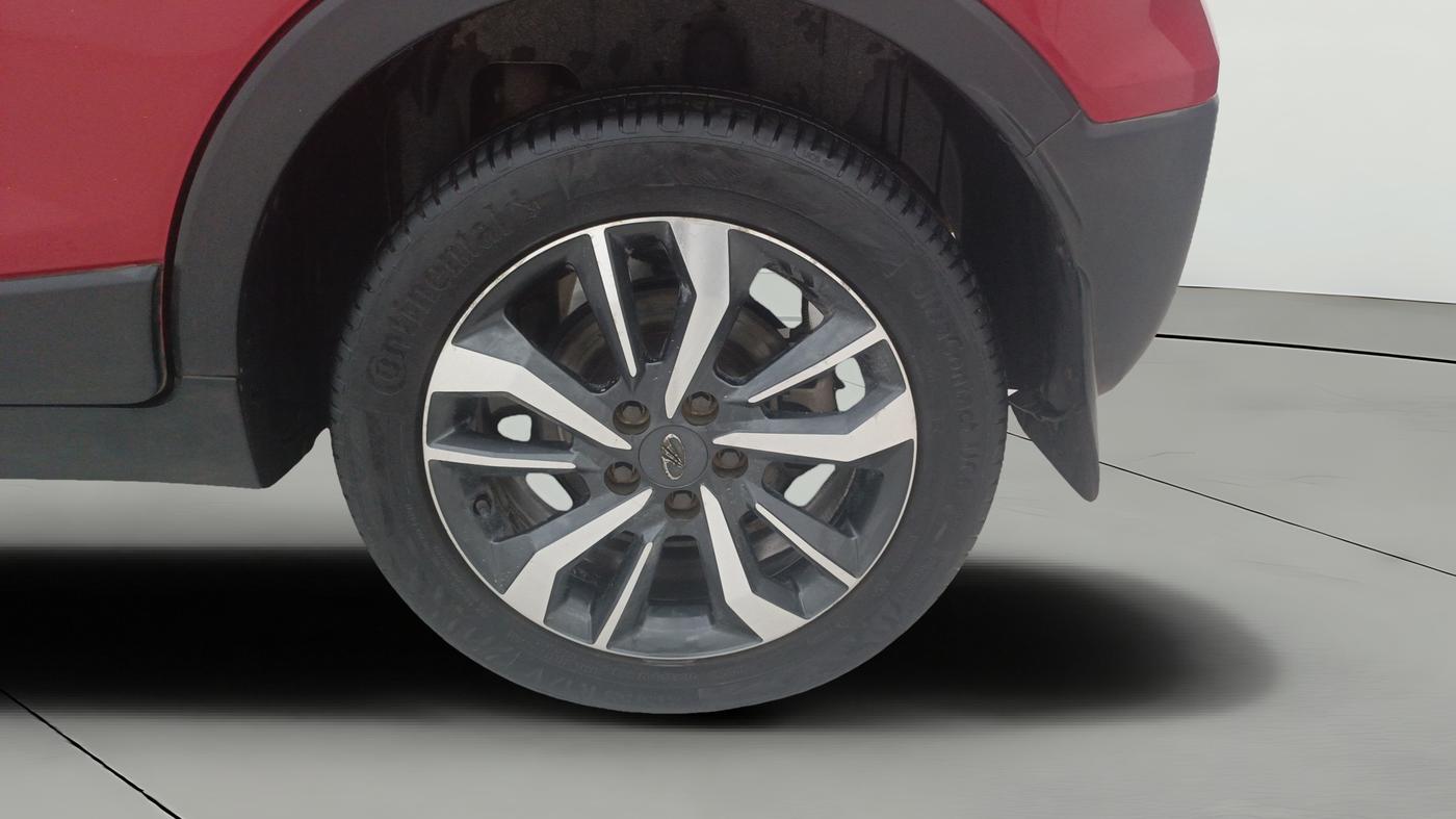 2021 Mahindra XUV300 W8 (O) 1.2 PETROL AMT, Petrol, Automatic, 66,293 km, Left Rear Wheel