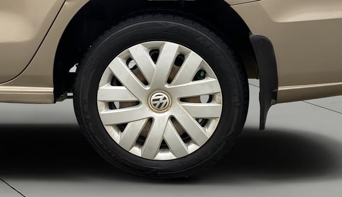 2016 Volkswagen Vento COMFORTLINE 1.2 TSI AT, Petrol, Automatic, 1,18,221 km, Left Rear Wheel