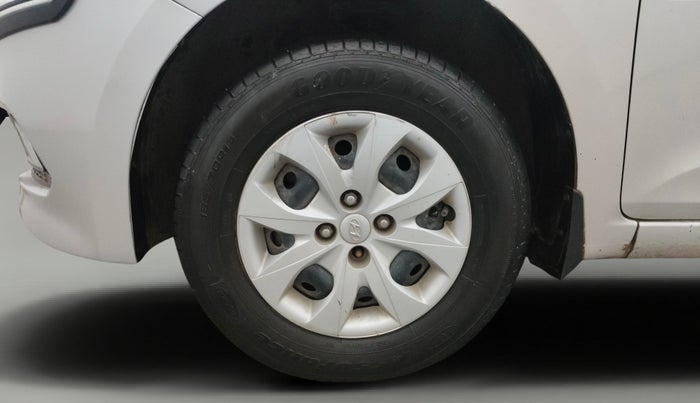 2015 Hyundai Elite i20 MAGNA 1.2, Petrol, Manual, 64,062 km, Left Front Wheel