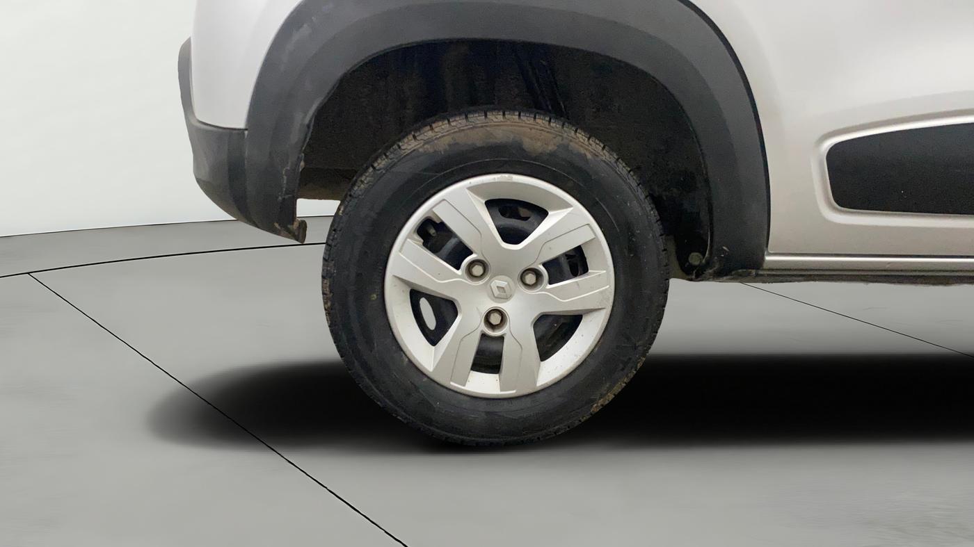 2019 Renault Kwid RXL, Petrol, Manual, 50,118 km, Right Rear Wheel