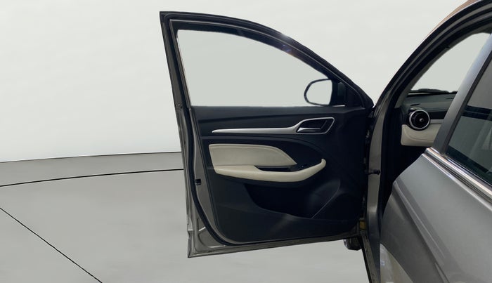 2022 MG ASTOR SUPER EX 1.5 MT, Petrol, Manual, 28,372 km, LHS Front Door