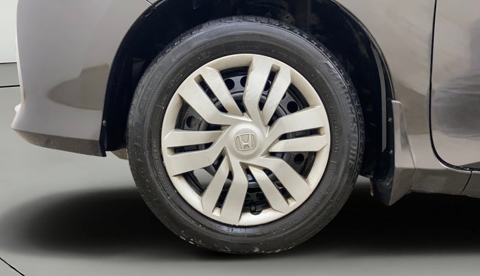 2015 Honda City 1.5L I-VTEC SV, Petrol, Manual, 1,07,468 km, Left Front Wheel
