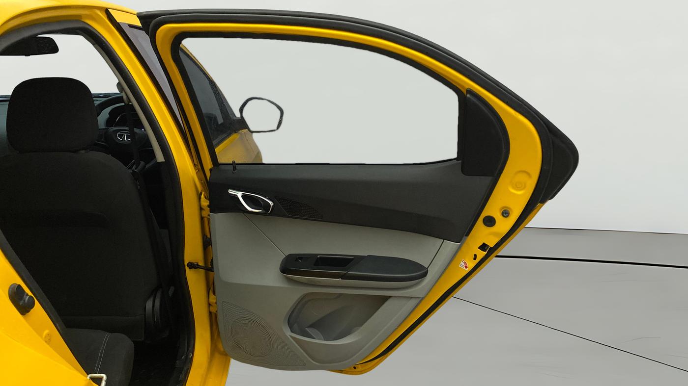 2020 Tata Tiago XZ PLUS PETROL, Petrol, Manual, 1,09,126 km, RHS Rear Door