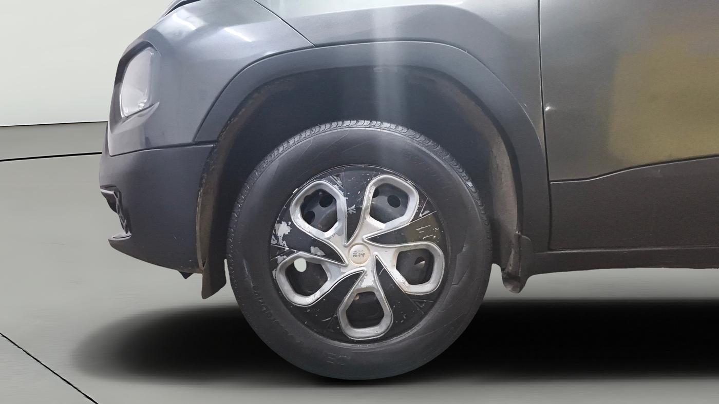 2022 Tata PUNCH PURE MT, Petrol, Manual, 78,306 km, Left Front Wheel