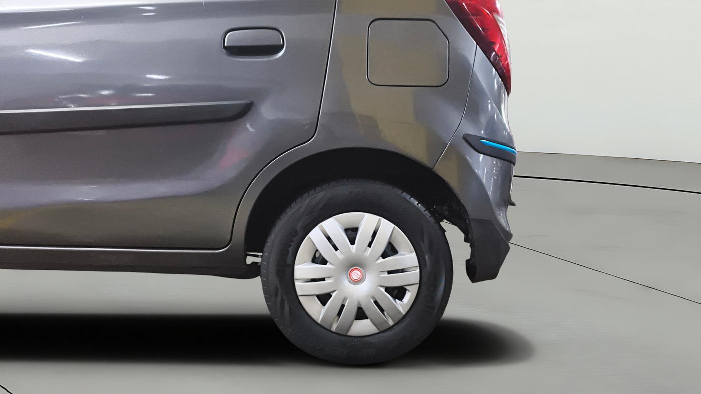 2018 Maruti Alto 800 LXI, CNG, Manual, 46,866 km, Left Rear Wheel