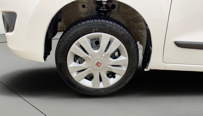 2014 Maruti Wagon R 1.0 VXI, CNG, Manual, 61,557 km, Left Front Wheel