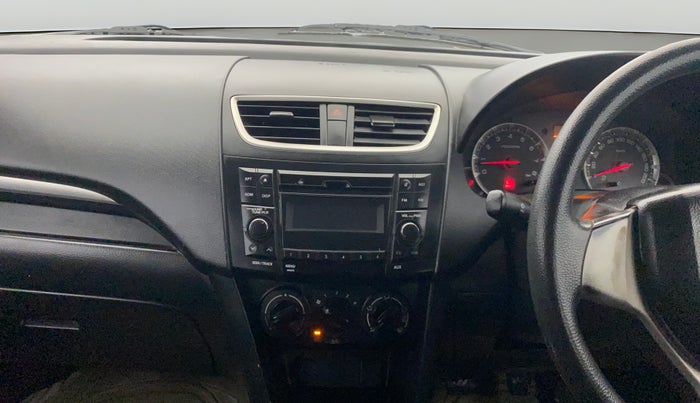 2016 Maruti Swift VXI, Petrol, Manual, 46,012 km, Air Conditioner