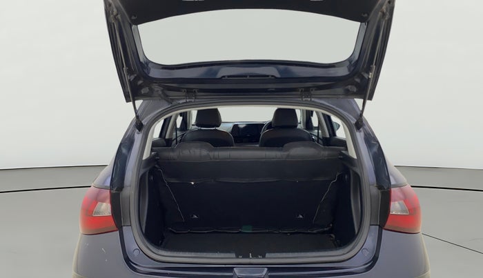 2022 Hyundai NEW I20 MAGNA 1.2 MT, Petrol, Manual, 9,348 km, Boot Open Zoomed View