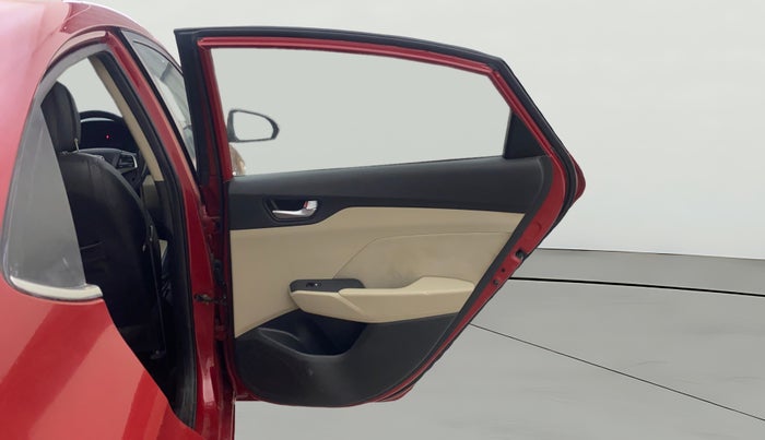 2017 Hyundai Verna 1.6 EX PETROL, Petrol, Manual, 42,658 km, RHS Rear Door