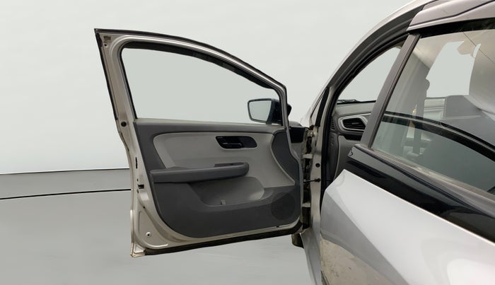 2021 Tata ALTROZ XT PETROL, Petrol, Manual, 52,639 km, LHS Front Door