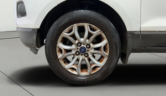 2014 Ford Ecosport TITANIUM 1.0L ECOBOOST, Petrol, Manual, 1,42,995 km, Left Front Wheel