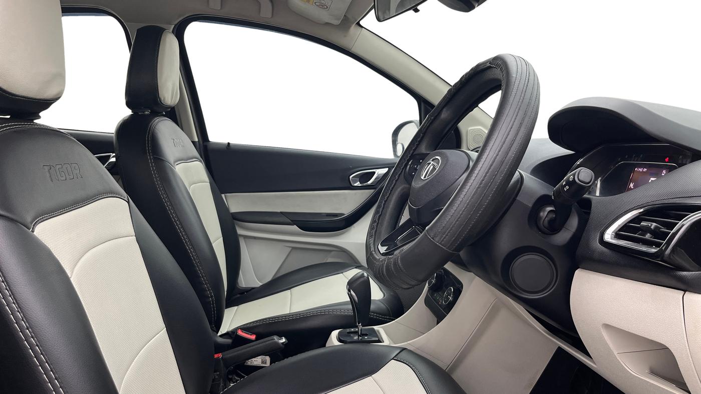 2022 Tata TIGOR XZA PLUS PETROL, Petrol, Automatic, 45,837 km, Right Side Front Door Cabin