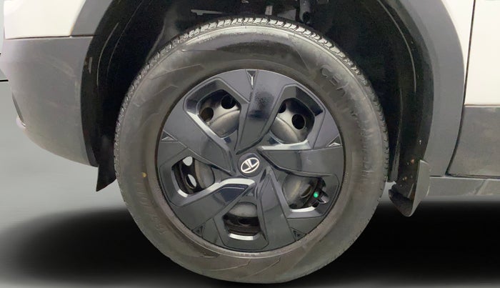 2022 Tata PUNCH ADVENTURE MT, Petrol, Manual, 72,647 km, Left Front Wheel