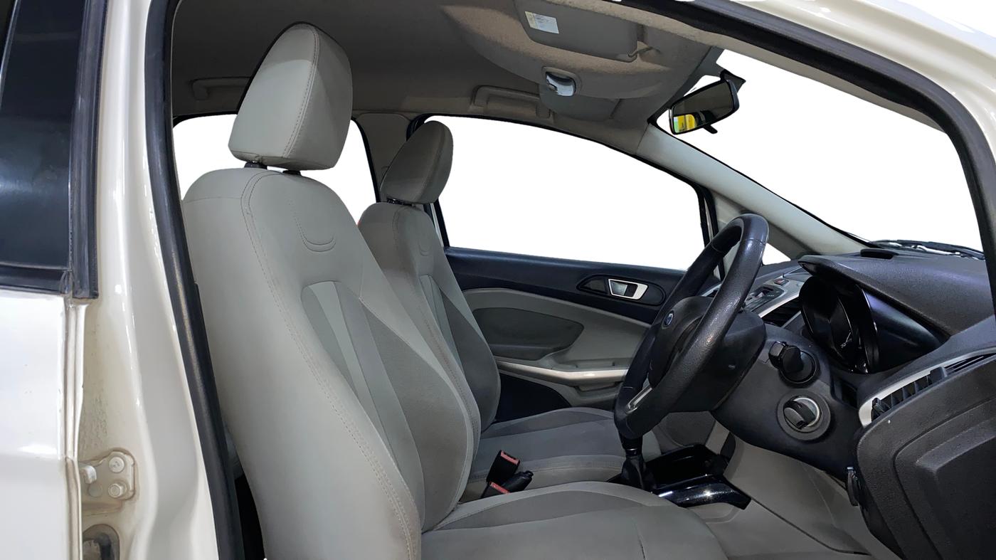 2016 Ford Ecosport TREND+ 1.5L DIESEL, Diesel, Manual, 84,379 km, Right Side Front Door Cabin