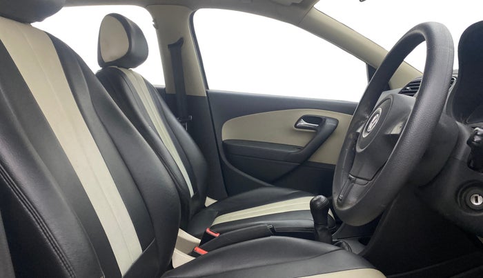 2013 Volkswagen Polo COMFORTLINE 1.2L, Diesel, Manual, 97,390 km, Right Side Front Door Cabin