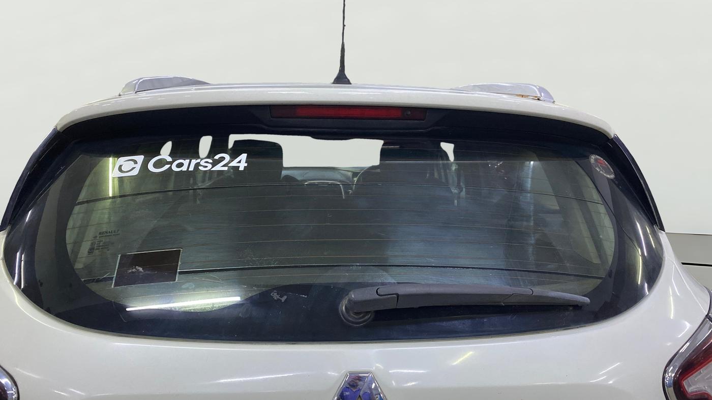 2018 Renault Captur RXL DIESEL, Diesel, Manual, 1,17,188 km, Rear Windshield