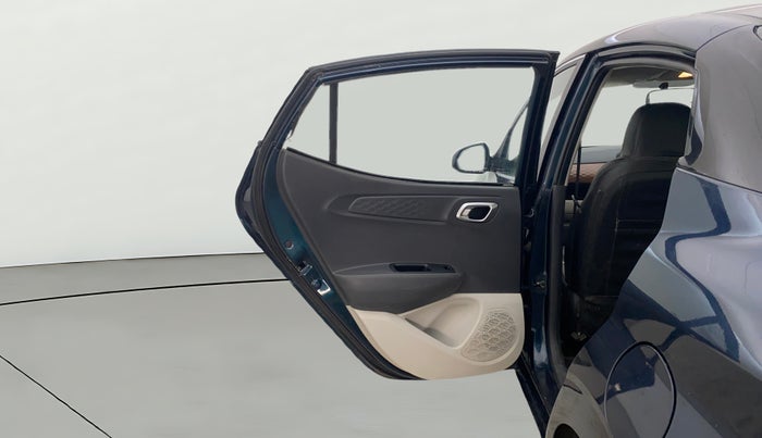 2023 Hyundai AURA SX 1.2 CNG, CNG, Manual, 34,413 km, LHS Rear Door