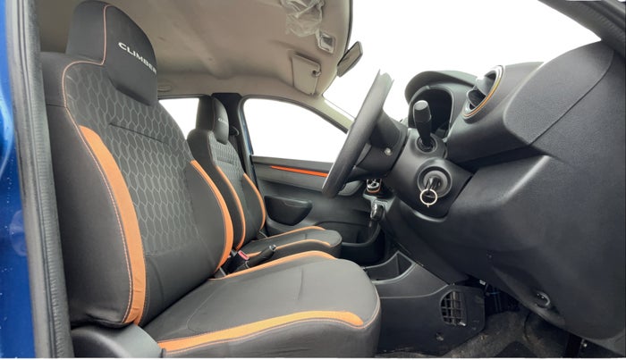 2018 Renault Kwid CLIMBER 1.0 AMT, Petrol, Automatic, 7,737 km, Right Side Front Door Cabin