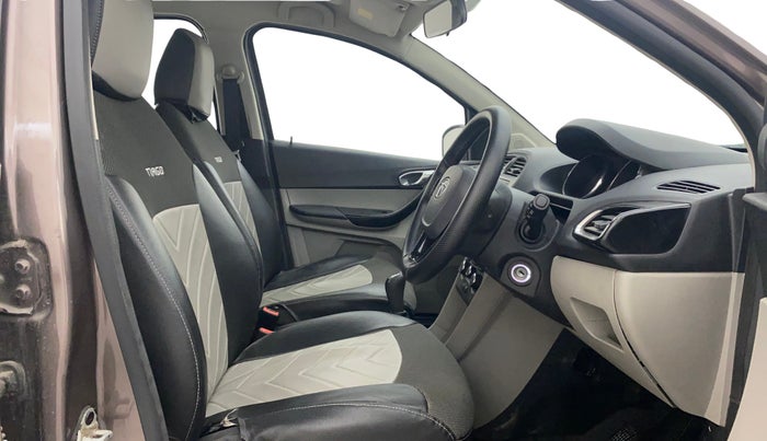 2018 Tata Tiago XZ PETROL, Petrol, Manual, 40,308 km, Right Side Front Door Cabin