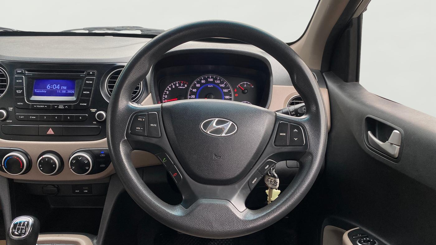 2015 Hyundai Grand i10 SPORTZ 1.2 KAPPA VTVT, Petrol, Manual, 28,213 km, Steering Wheel Close Up