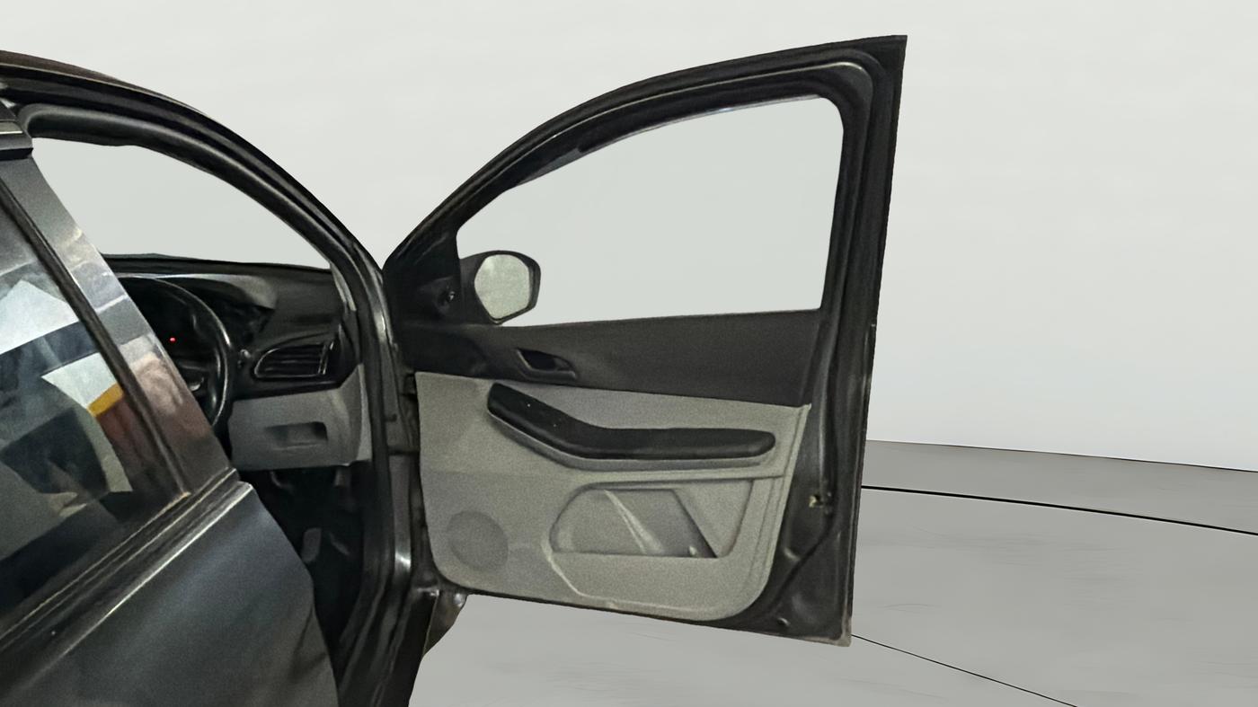 2021 Tata Tiago XT PETROL, Petrol, Manual, 23,803 km, RHS Front Door