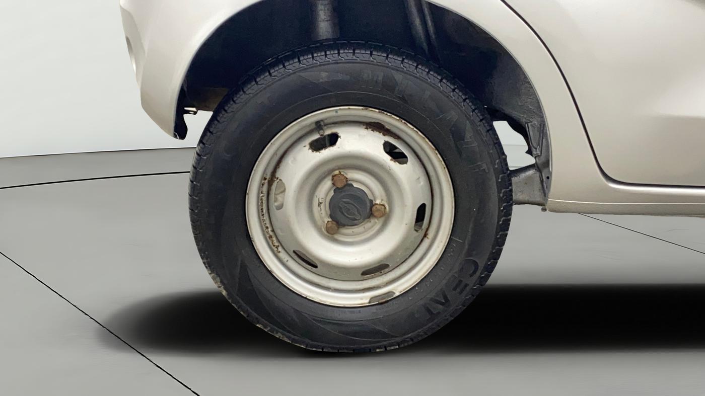 2018 Datsun Go A, Petrol, Manual, 39,343 km, Right Rear Wheel