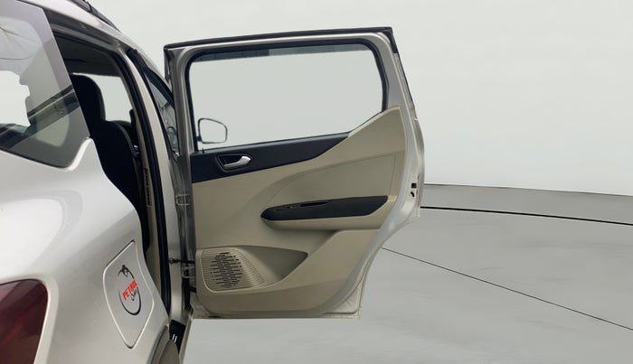 2019 Renault TRIBER RXZ, Petrol, Manual, 64,286 km, RHS Rear Door