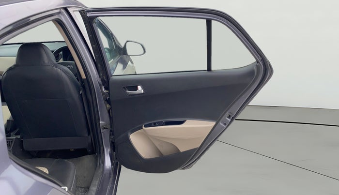 2018 Hyundai Grand i10 ASTA 1.2 KAPPA VTVT, Petrol, Manual, 1,15,563 km, RHS Rear Door