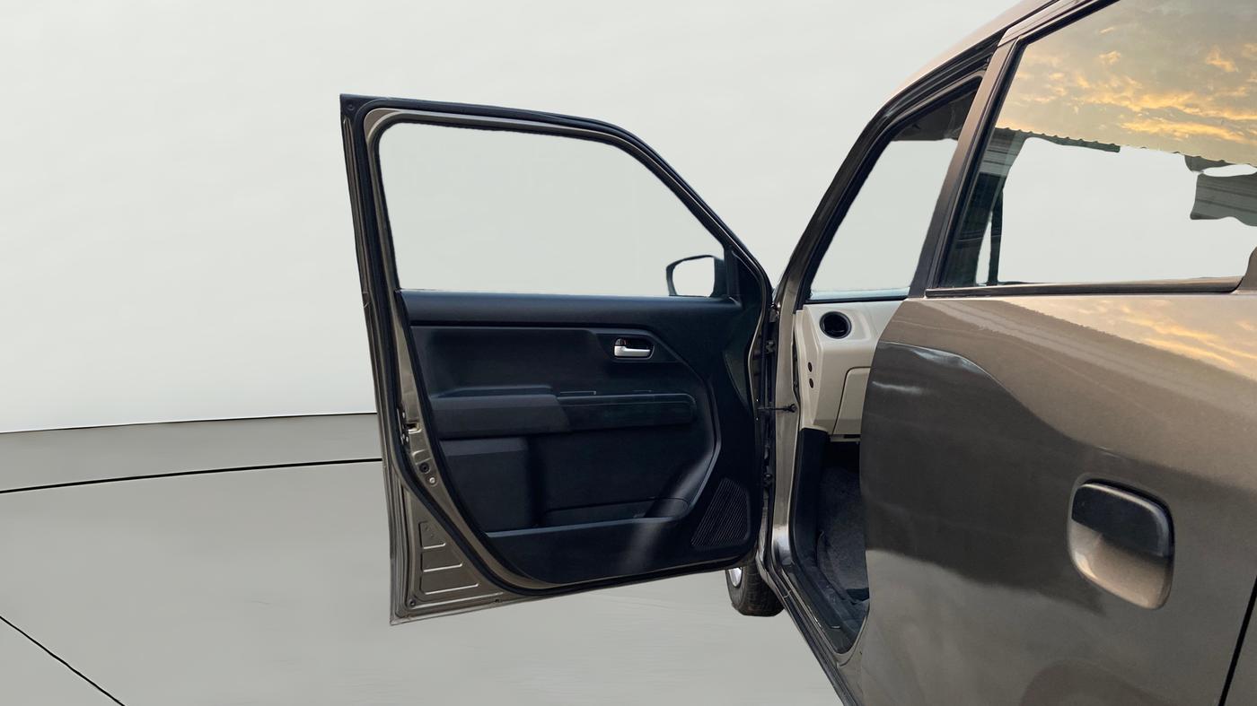 2019 Maruti New Wagon-R VXI 1.2, Petrol, Manual, 76,392 km, LHS Front Door