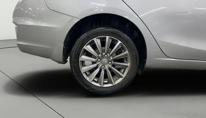 2021 Maruti Ciaz ALPHA 1.5 SHVS PETROL, Petrol, Manual, 92,897 km, Right Rear Wheel