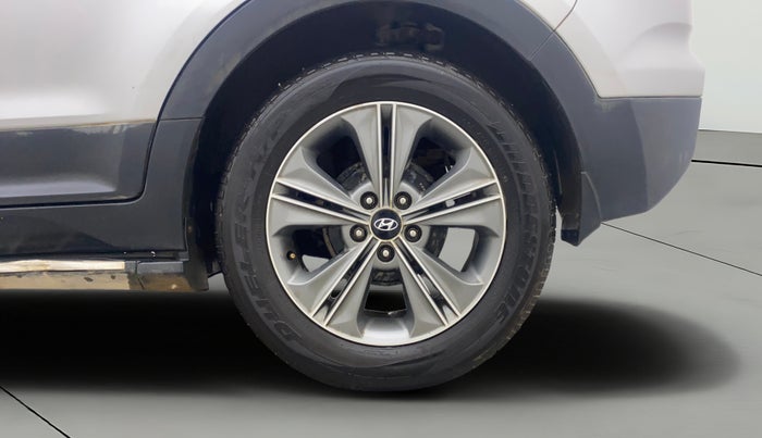 2017 Hyundai Creta SX PLUS AT 1.6 PETROL, Petrol, Automatic, 1,39,997 km, Left Rear Wheel