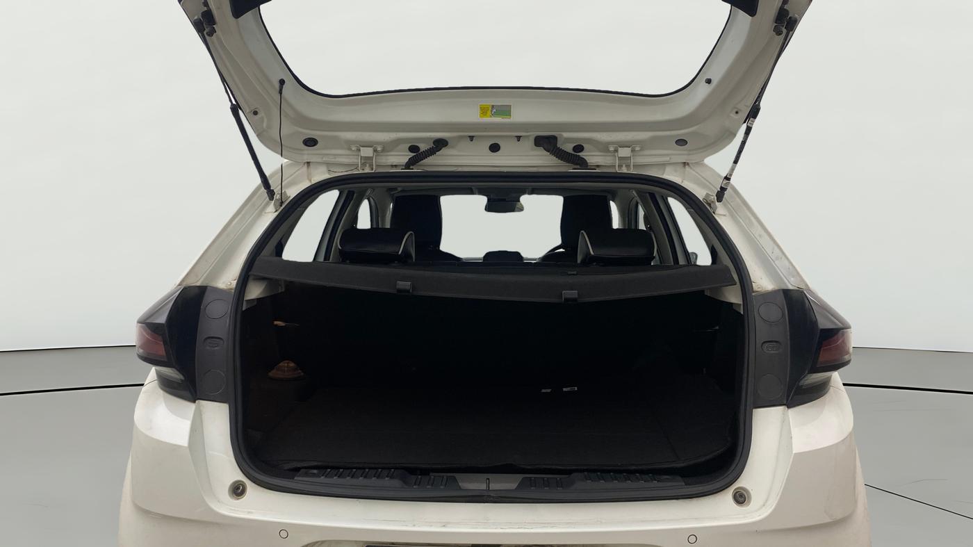 2023 Tata ALTROZ XZ PLUS SUNROOF CNG, CNG, Manual, 43,186 km, Boot Open Zoomed View