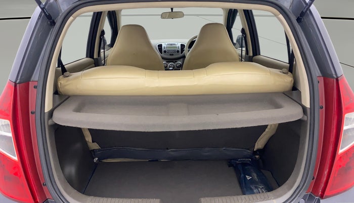 2014 Hyundai i10 SPORTZ 1.1, Petrol, Manual, 27,397 km, Boot Open Zoomed View