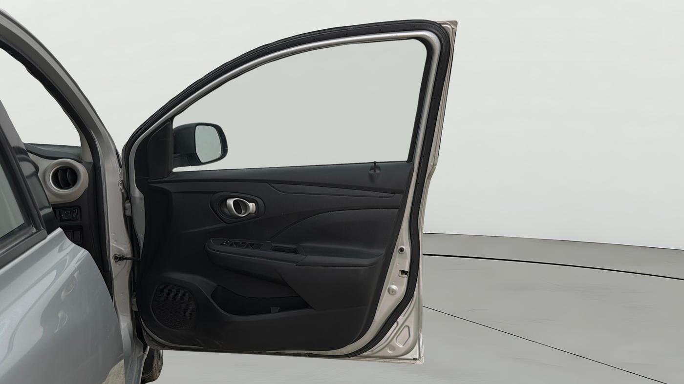 2018 Datsun Go Plus T, Petrol, Manual, 29,931 km, RHS Front Door