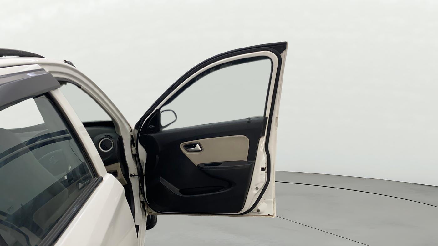 2020 Maruti Alto LXI CNG, CNG, Manual, 54,362 km, RHS Front Door