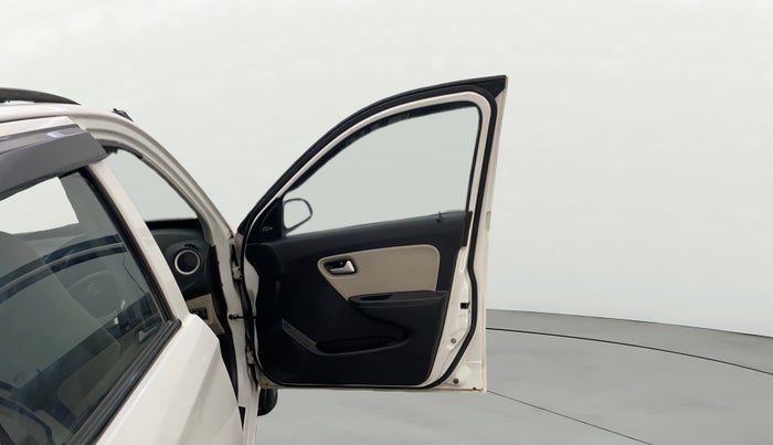 2020 Maruti Alto LXI CNG, CNG, Manual, 54,325 km, RHS Front Door