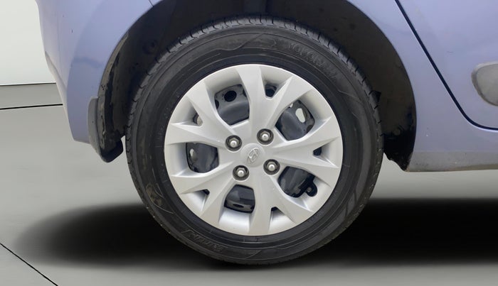 2017 Hyundai Grand i10 SPORTZ 1.2 KAPPA VTVT, Petrol, Manual, 59,459 km, Right Rear Wheel