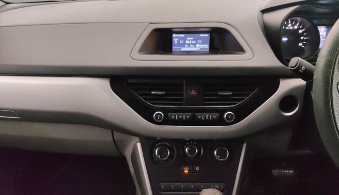 2018 Tata NEXON XMA PETROL, Petrol, Automatic, 38,696 km, Air Conditioner