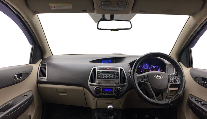 2013 Hyundai i20 ASTA 1.2, Petrol, Manual, 1,24,088 km, Dashboard