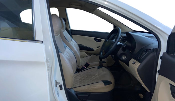 2016 Hyundai Eon ERA +, CNG, Manual, 71,700 km, Right Side Front Door Cabin