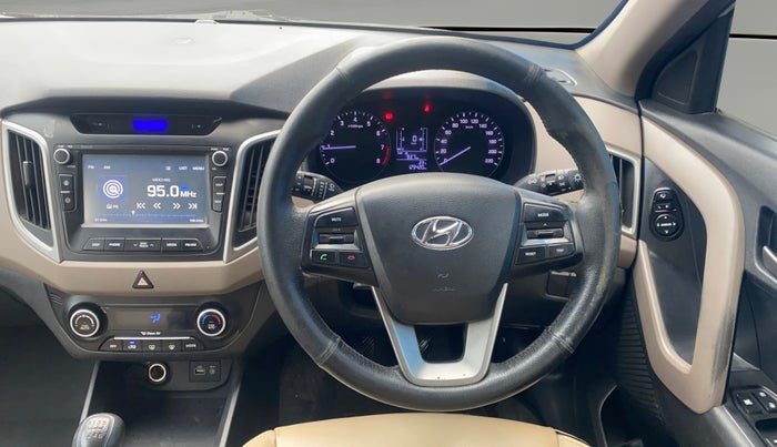 2017 Hyundai Creta SX PLUS 1.6 PETROL, Petrol, Manual, 1,29,390 km, Steering Wheel Close Up